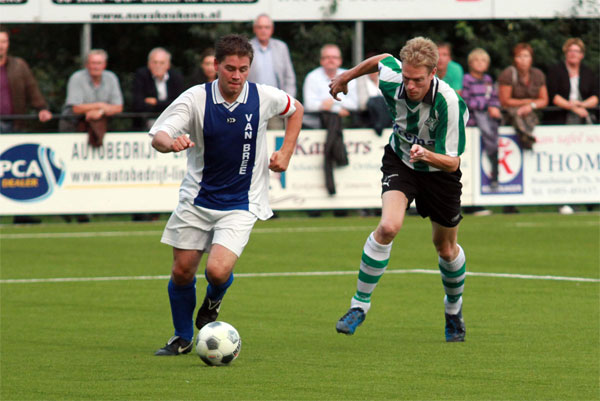 s.v. Someren - SC Genemuiden (Foto Helmich Lubberts).